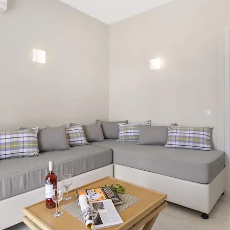 Apartamento Cosmos 4 *